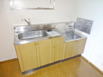 Kitchen. Two-burner gas stove installation Allowed