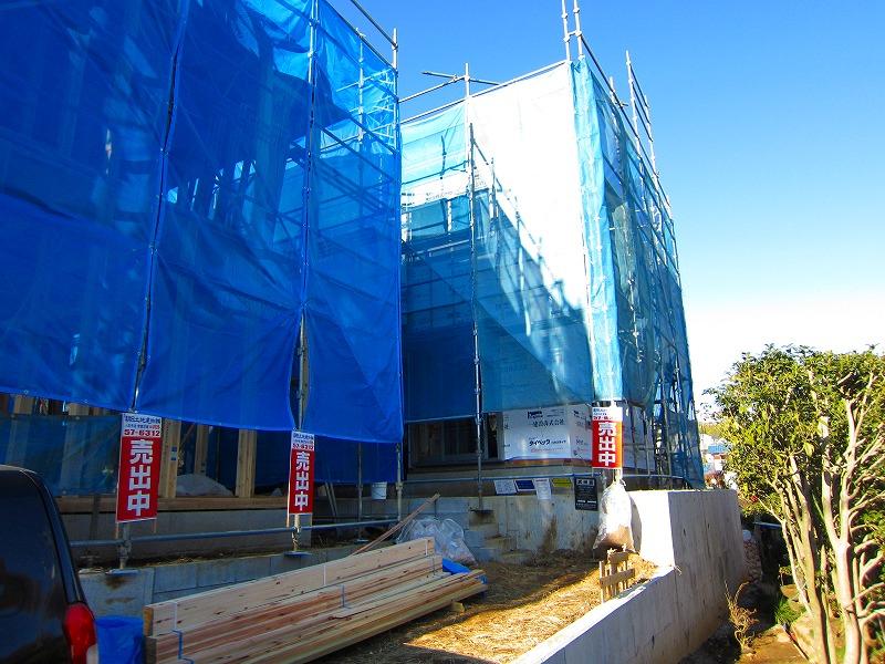 Other local. Parking space two (depending on model) Building 2