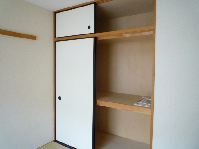 Receipt. Japanese-style storage