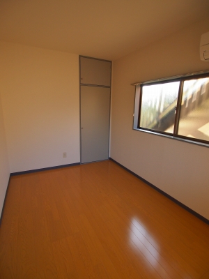 Other room space. room