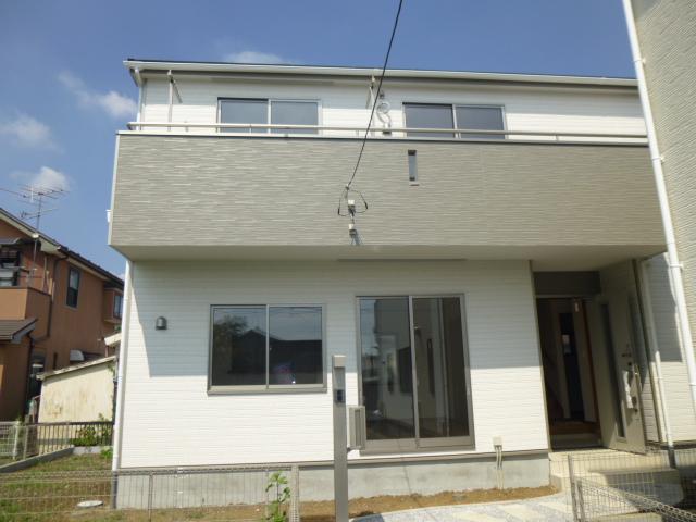 Local appearance photo. Local (September 2013) shooting Building 2