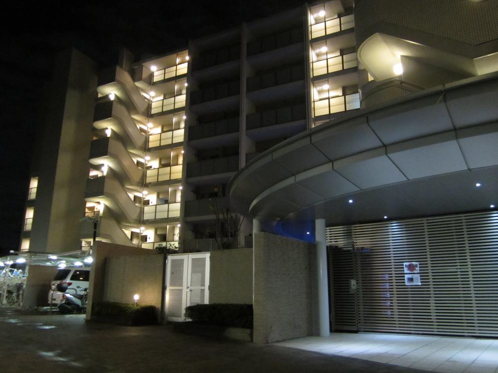 Local appearance photo. local