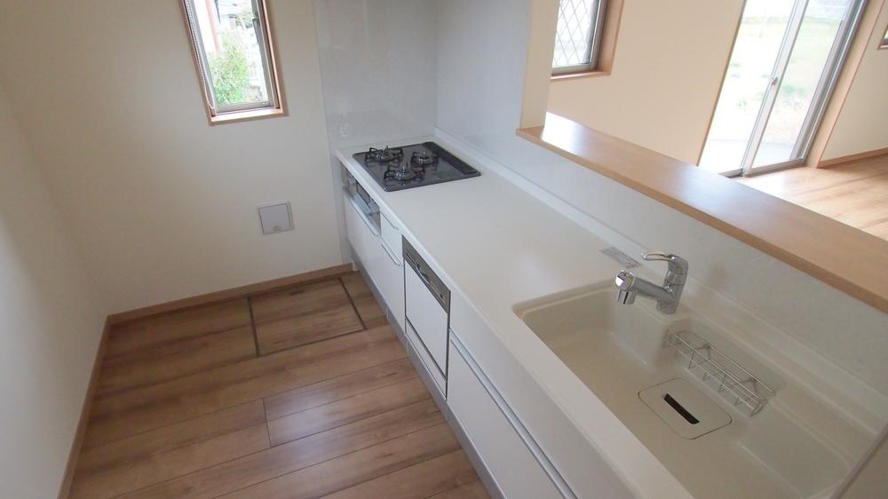 Same specifications photo (kitchen). Example of construction