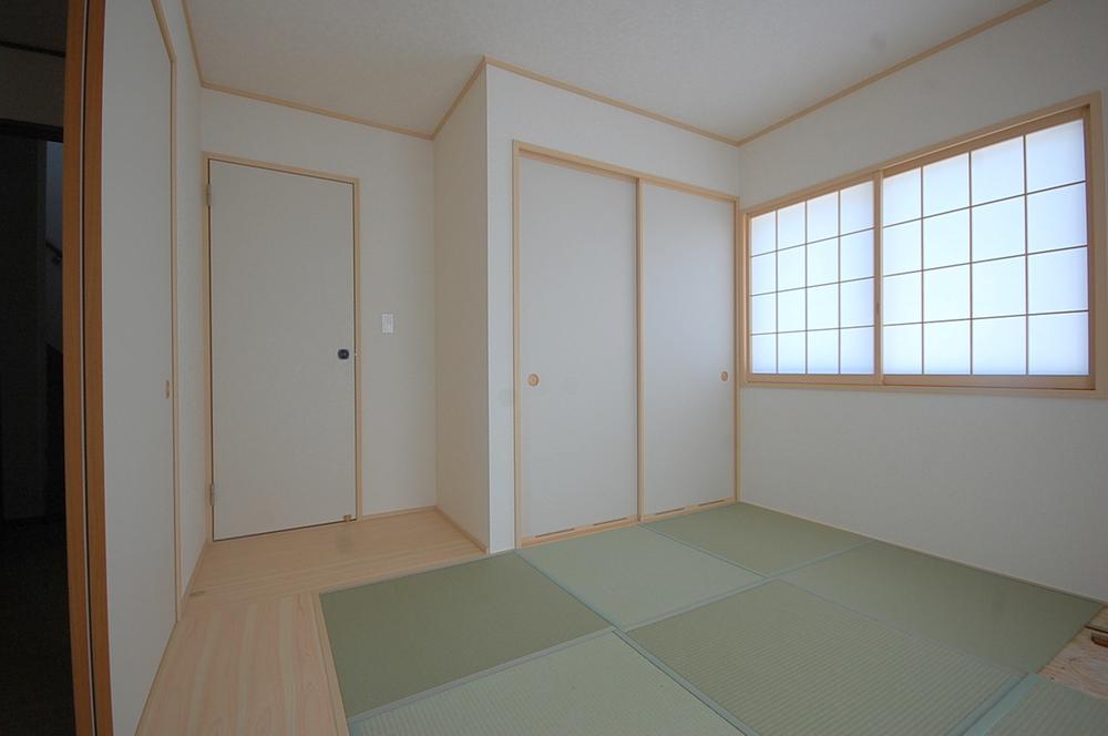 Same specifications photos (Other introspection). The company construction cases