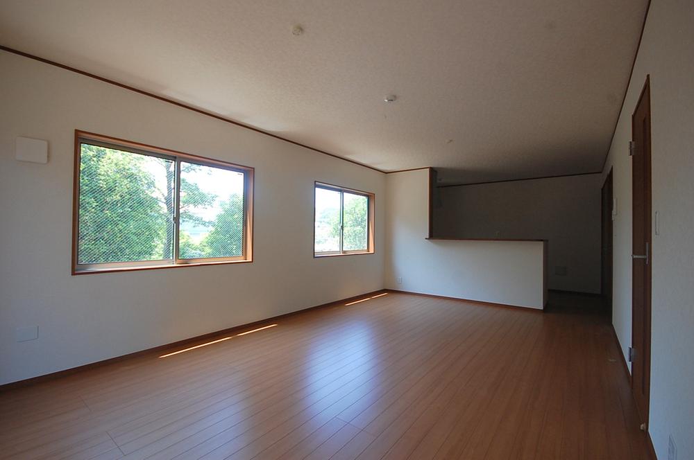 Same specifications photos (living). Same specifications living