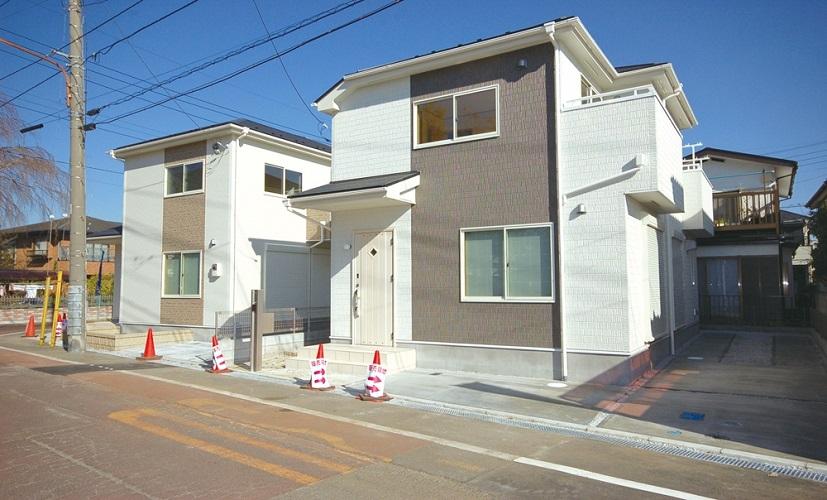 Local appearance photo. Local (12 May 2013) Shooting