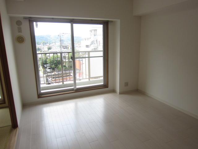 Living. Indoor (September 2013) Shooting