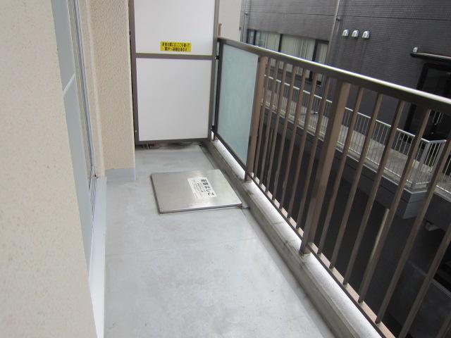 Balcony. Local (September 2013) Shooting