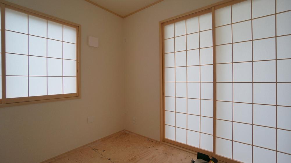 Other introspection. Japanese style room
