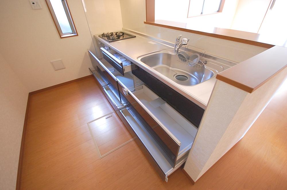 Same specifications photo (kitchen). The company construction cases