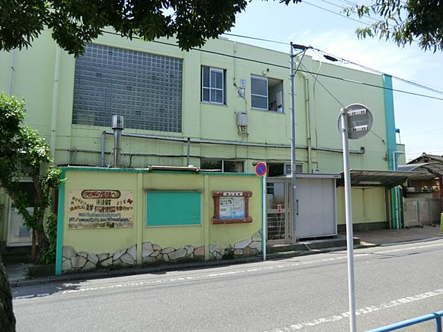 kindergarten ・ Nursery. Hamura 764m until the tree nursery of pine