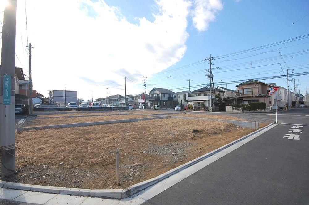 Local land photo. 2013 Current state Building conditions without selling land