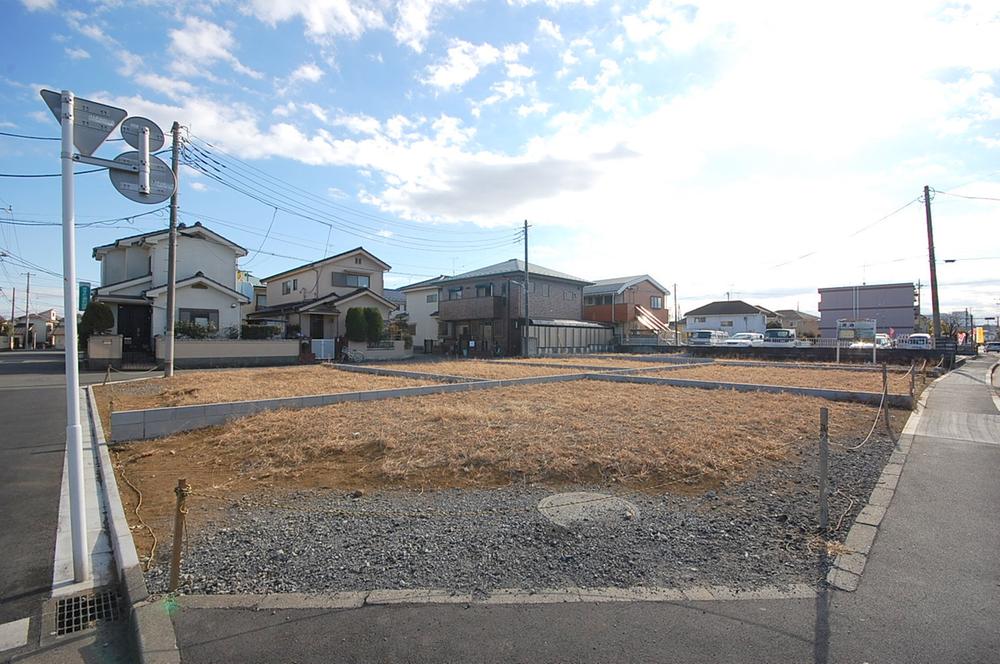 Local land photo. 2013 Current state Building conditions without selling land