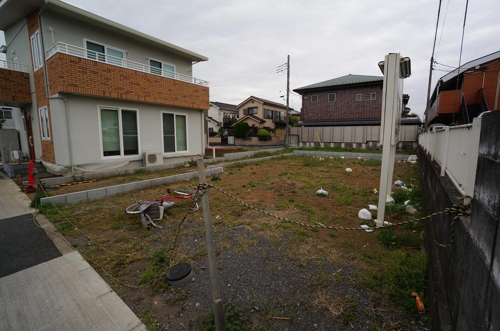 Local land photo. 2013 Current state Building conditions without selling land