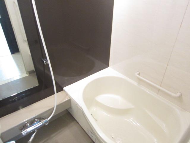 Bathroom. Room (August 2013) Shooting