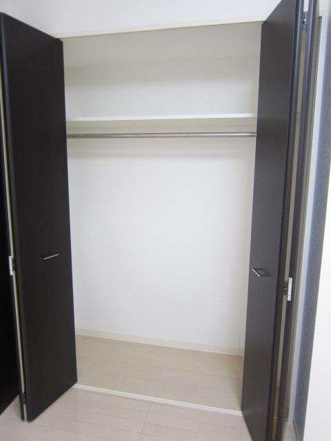 Receipt. Room (August 2013) Shooting