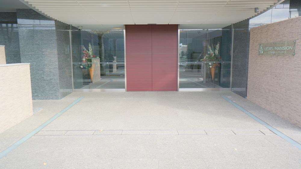 Local appearance photo. Entrance