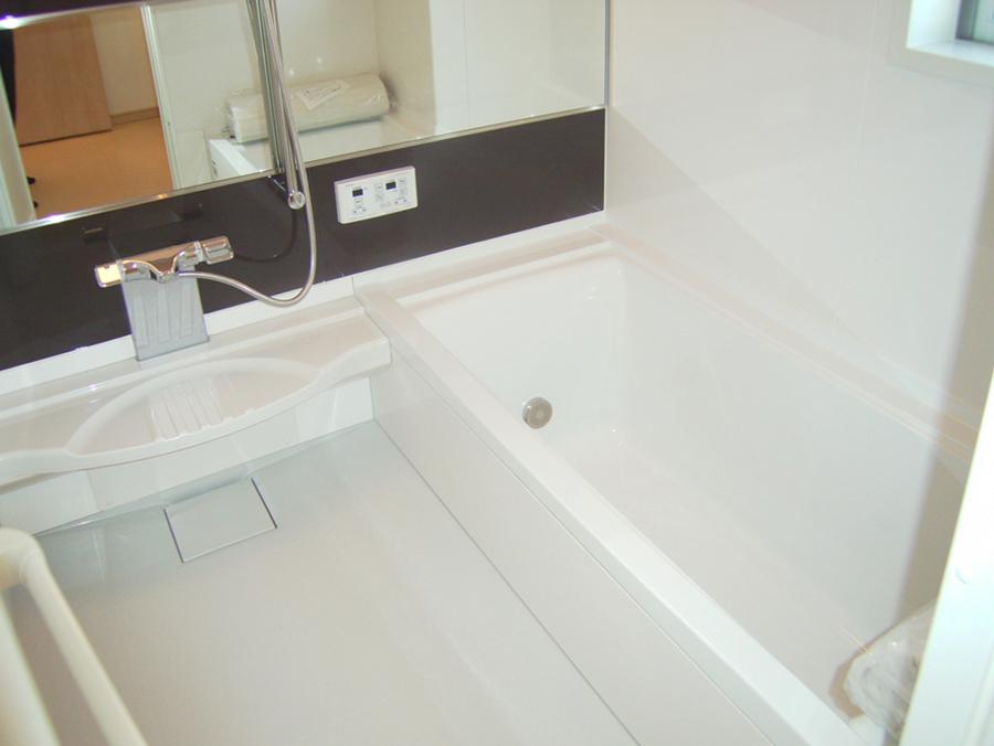 Bathroom. Indoor (April 2013) Shooting