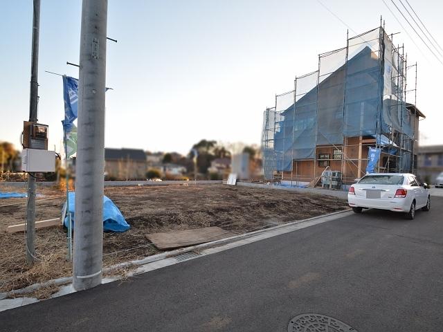 Local appearance photo. Higashikurume Minamisawa 3-chome local photo 1 Building 2013 / 12 / 22 shooting