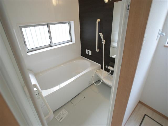 Bathroom. Building 3