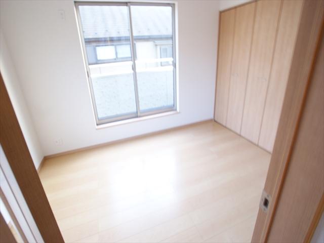 Non-living room. Building 3