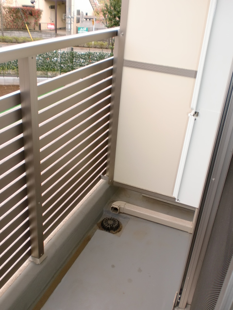 Balcony. Good per yang