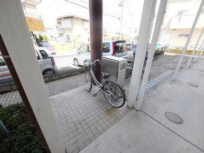 Other. 5m to bicycle storage (Other)