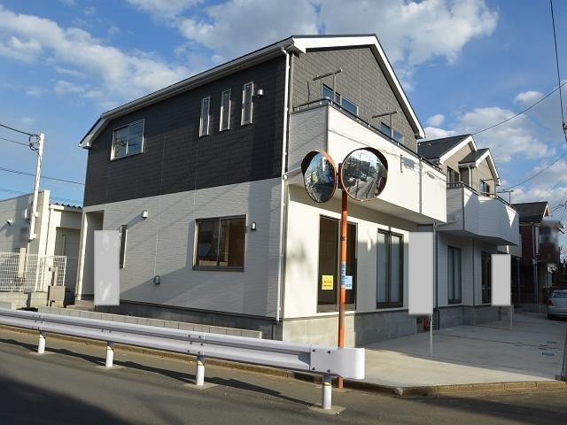 Local appearance photo. 1 Building Finished already