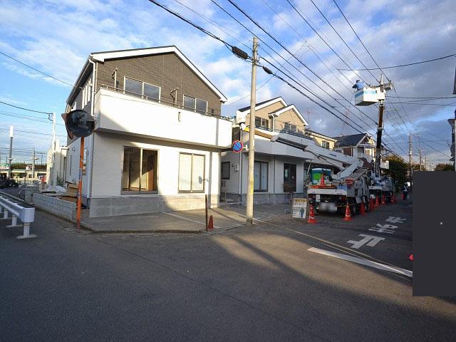 Local appearance photo. Site landscape and contact road situation