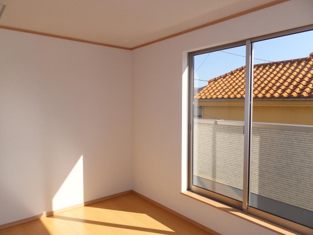 Non-living room. Local (11 May 2013) Shooting