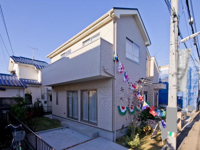 Local appearance photo. Please become a feel free to see that I put even curtains and lighting site (December 2013) Shooting