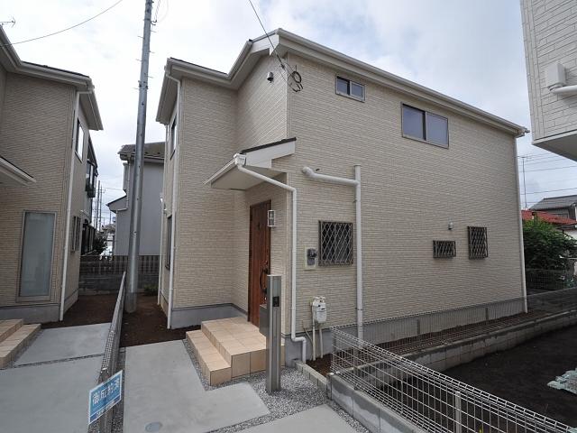 Local appearance photo. Building 3 appearance