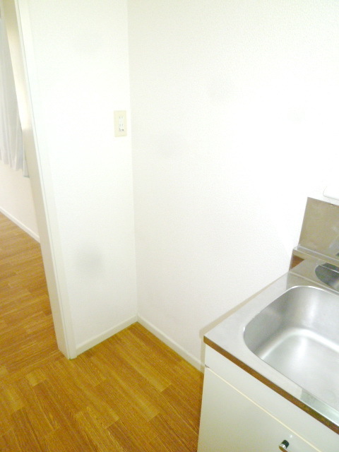 Other. Refrigerator Storage