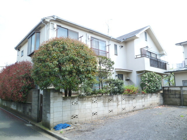 Other. 5m to the balcony side (Other)