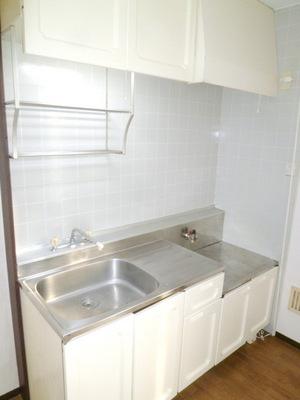 Kitchen. Gas stove installation Allowed