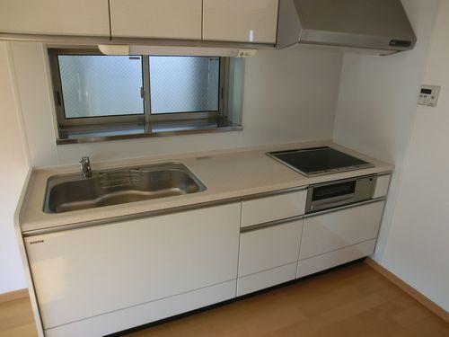 Same specifications photo (kitchen). <Example of construction> Storage cabinet with plenty of luxury kitchen