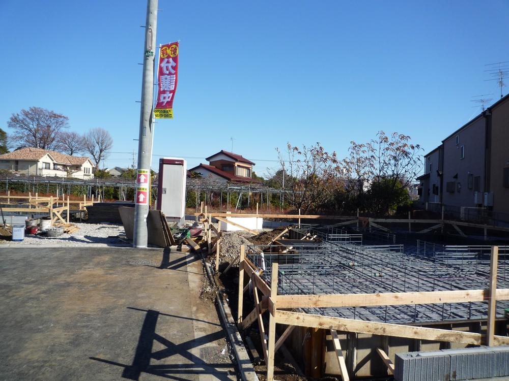 Local appearance photo. Local (12 May 2013) Shooting