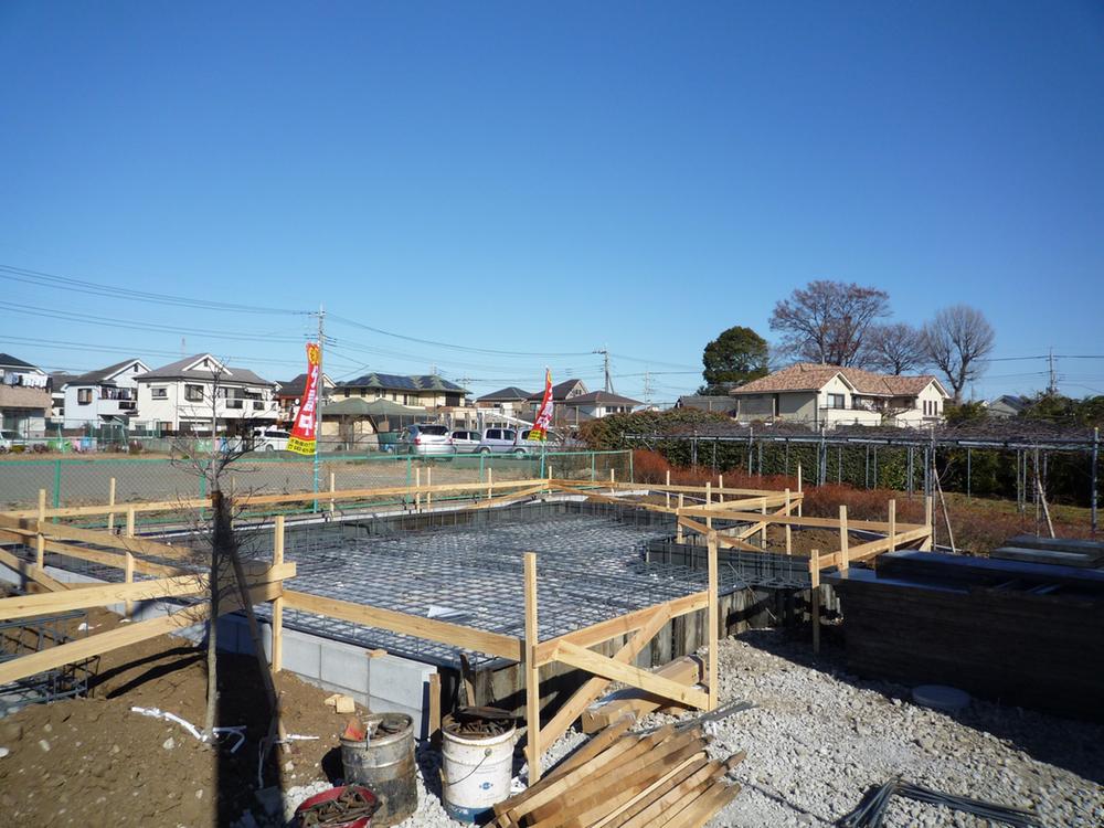 Local appearance photo. Local (12 May 2013) Shooting