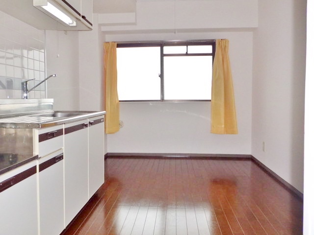 Kitchen. dining kitchen