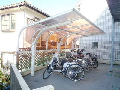 Other. 5m to bicycle parking space (Other)