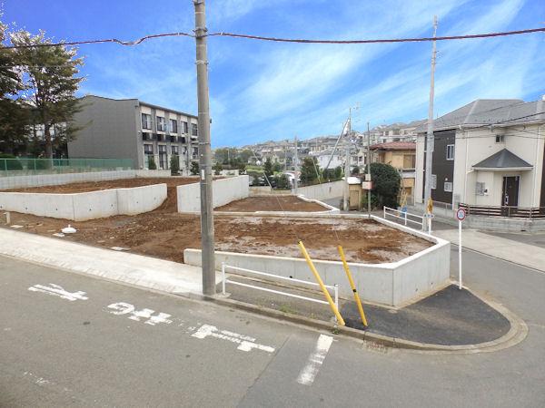 Local appearance photo. Local (11 May 2013) Shooting Because it is four buildings site south-facing terraced, Good is per yang
