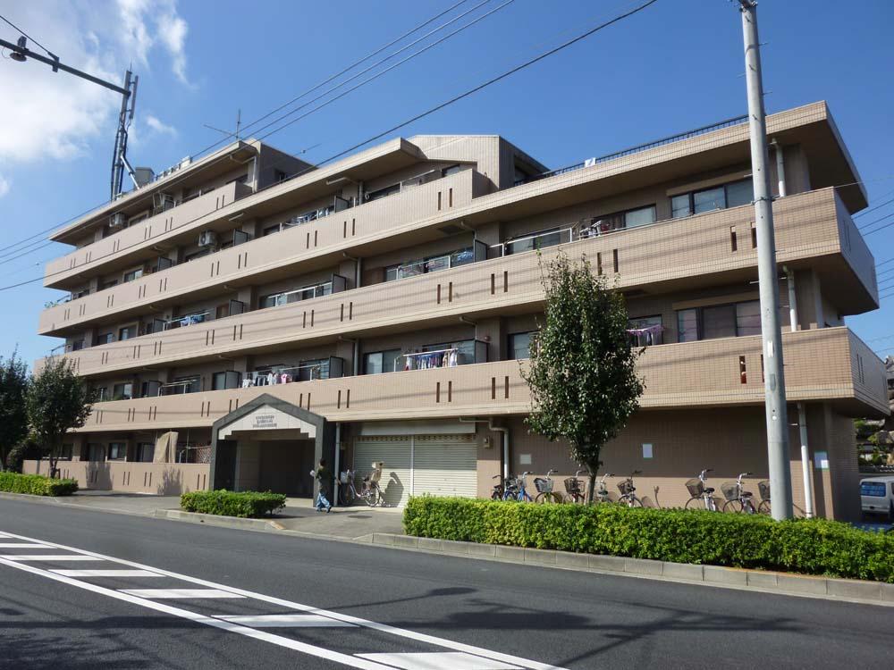 Local appearance photo