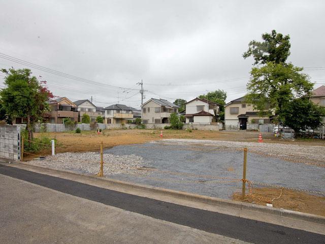 Local photos, including front road. Local (May 2013) Shooting