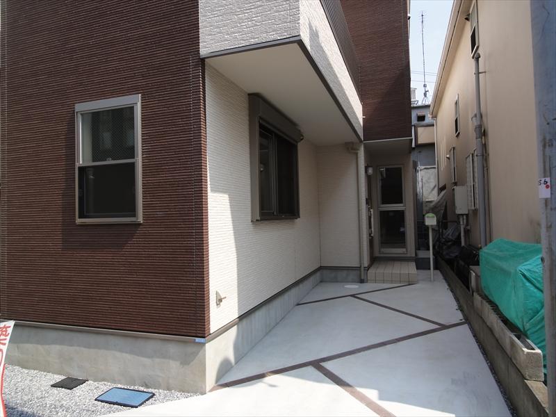 Parking lot. Local (September 2013) Shooting