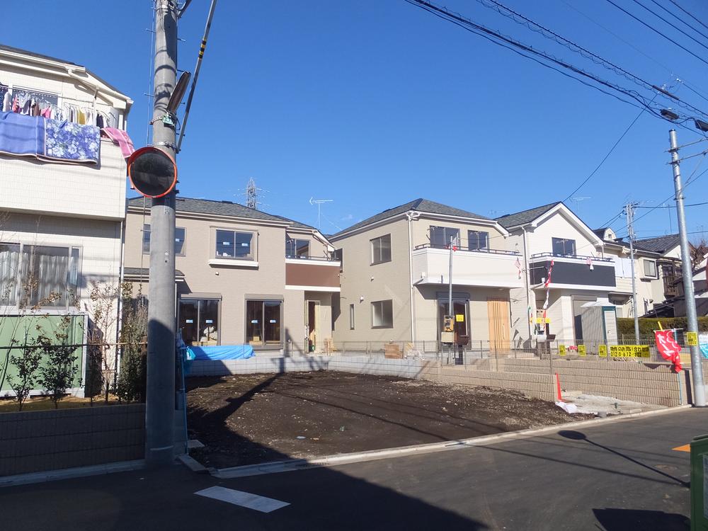 Same specifications photos (living). A quiet residential area ideal in the distance of the station 11 minutes Sweet Home site (13 December) shooting