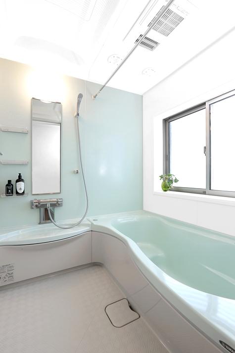 Bathroom. Bathroom (H25. 6 May) Shooting