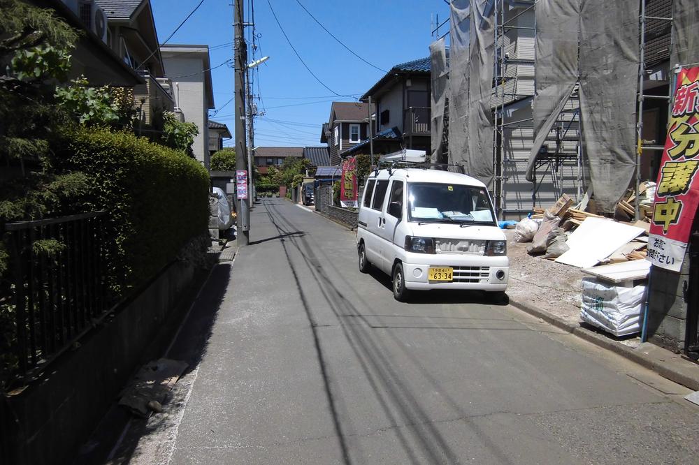 Local photos, including front road. Local (May 2013) Shooting