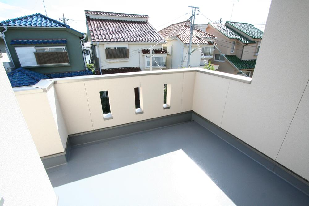 Balcony. Local (September 2013) Shooting