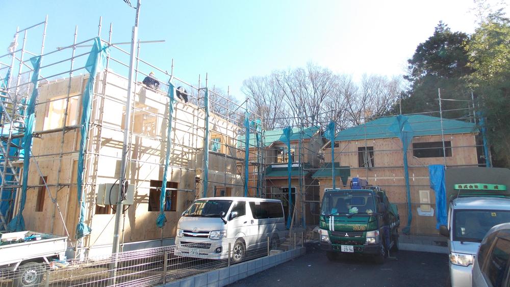 Local appearance photo. Local shooting