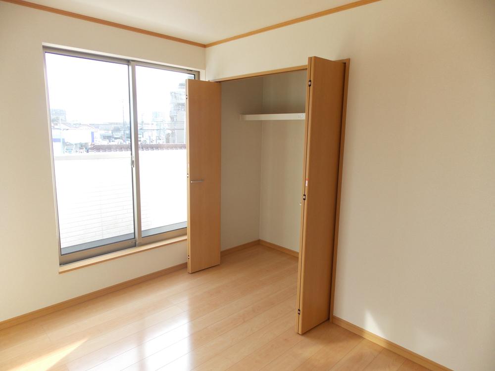 Non-living room. The company construction cases